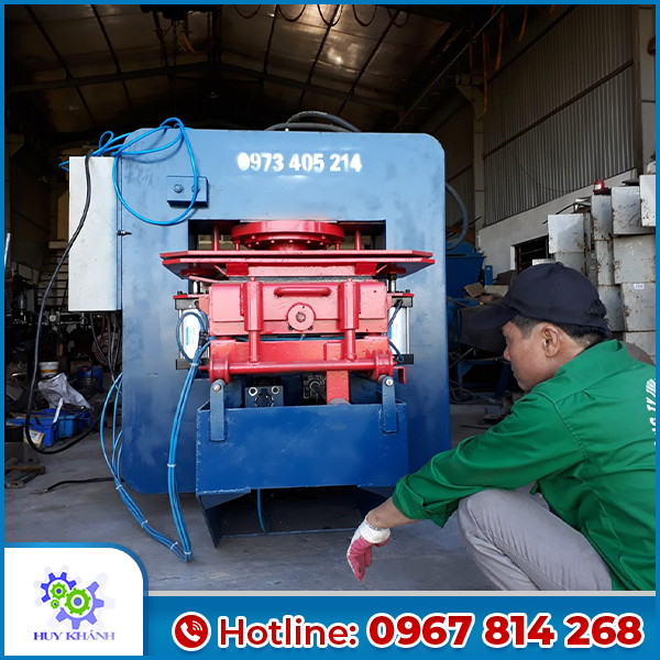 Máy Ép Gạch Terazo